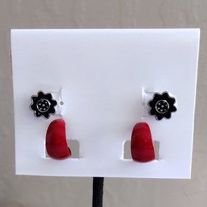 2 Pairs of Earrings